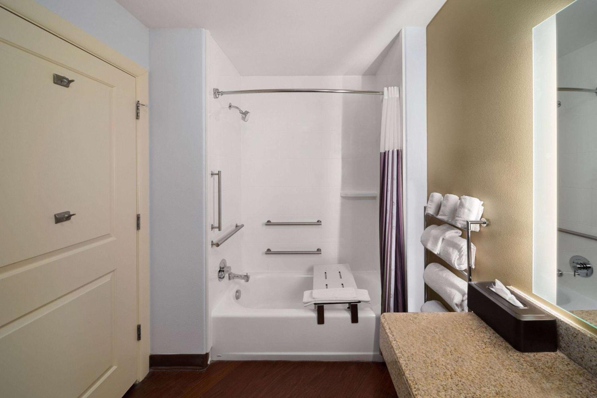 La Quinta by Wyndham Austin - Cedar Park Hotel Bagian luar foto