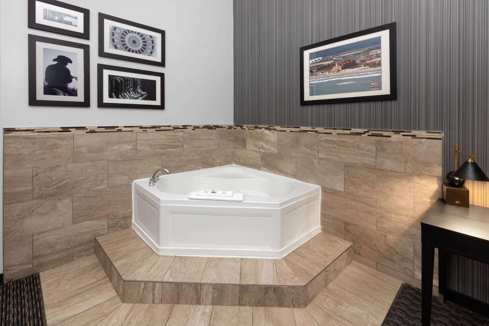 La Quinta by Wyndham Austin - Cedar Park Hotel Bagian luar foto